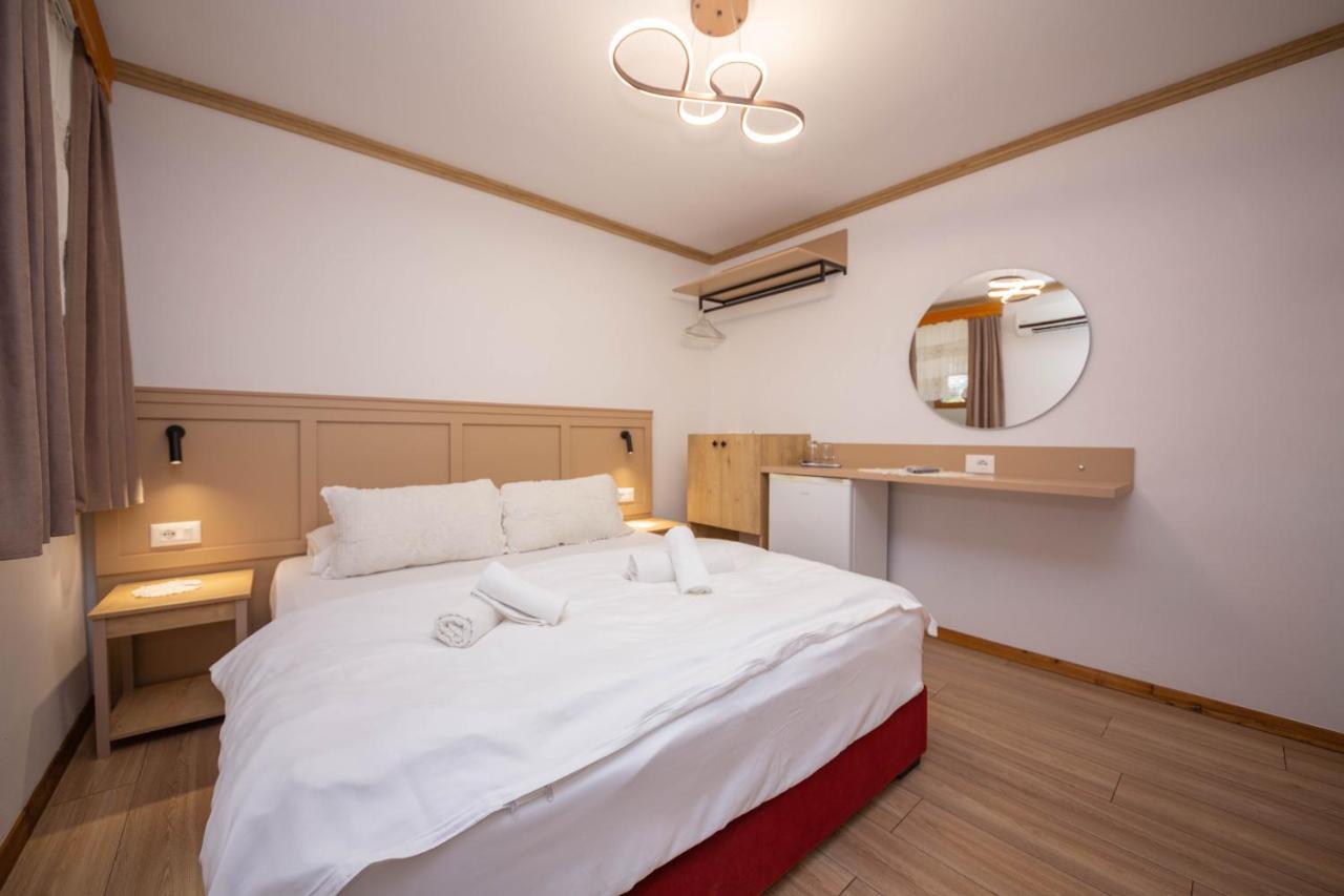 Bed And Breakfast Kotoni Gjirokastër Eksteriør bilde