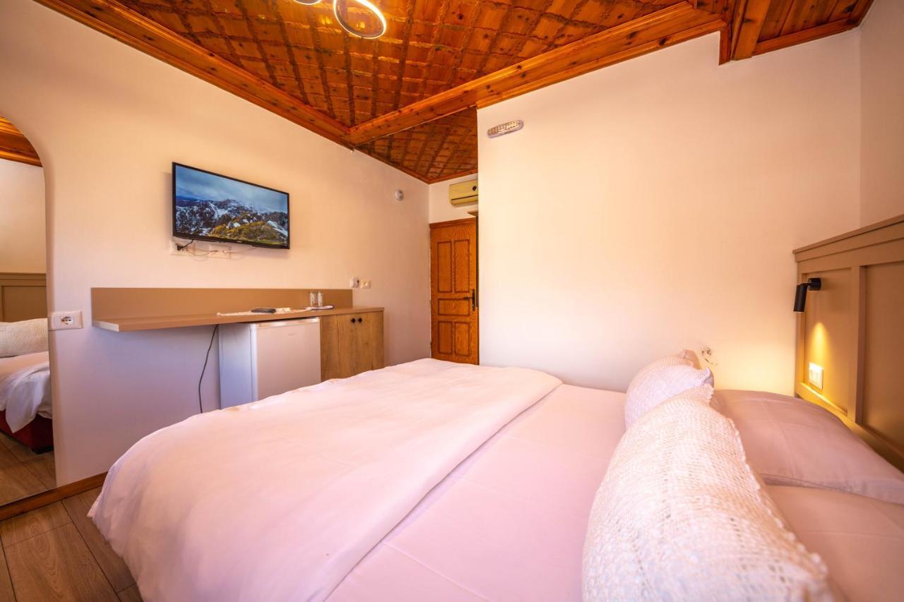 Bed And Breakfast Kotoni Gjirokastër Eksteriør bilde