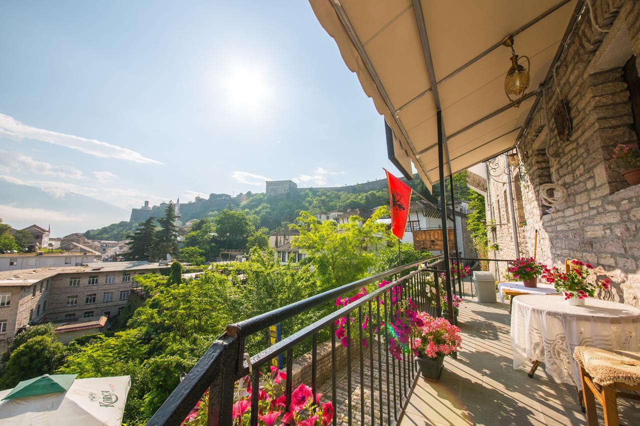 Bed And Breakfast Kotoni Gjirokastër Eksteriør bilde